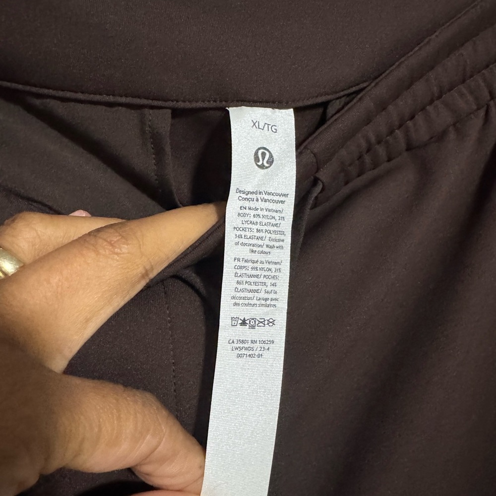 lululemon athletica ESPRESSO TAPERED LEG mid rise PANT 7/8 length sz XL LIKE NEW - Picture 5 of 7